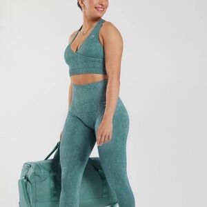Gymshark Teal Snake design Activewear Set size XS